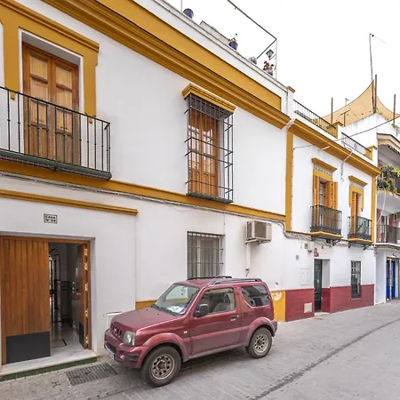 Triana Original Apartment *
